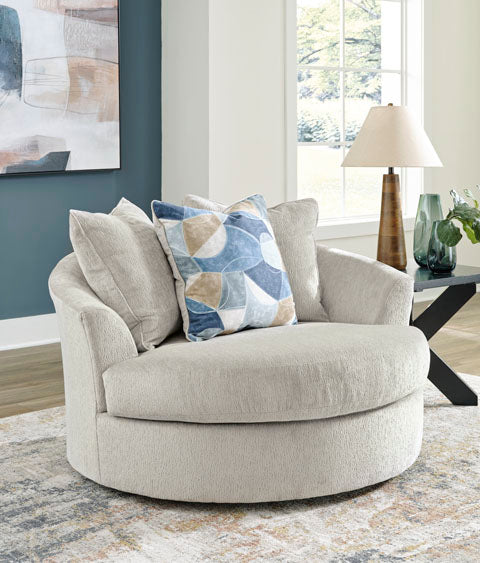Maxon Swivel Chair