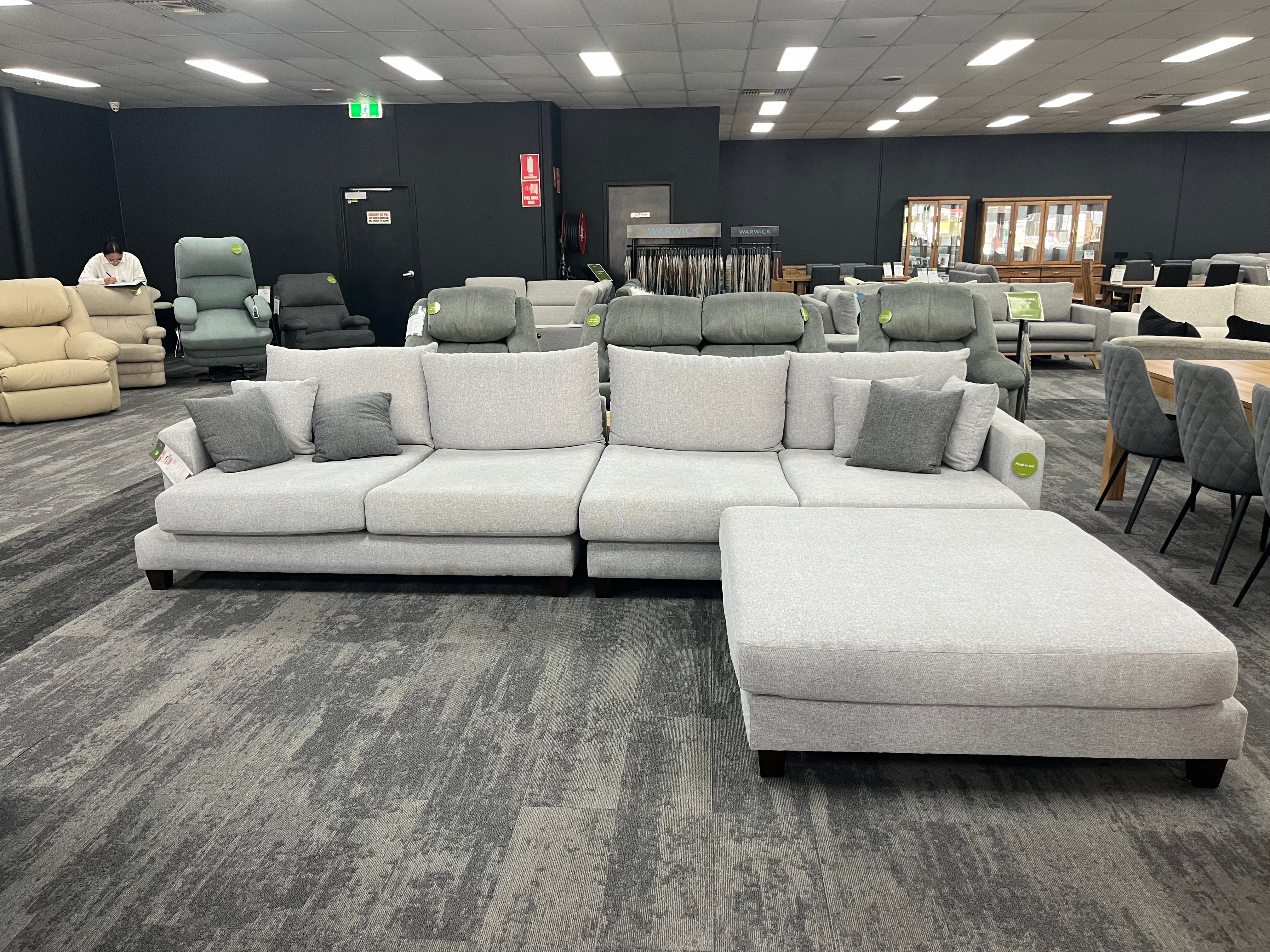 Club Med & Ottoman (Midland)