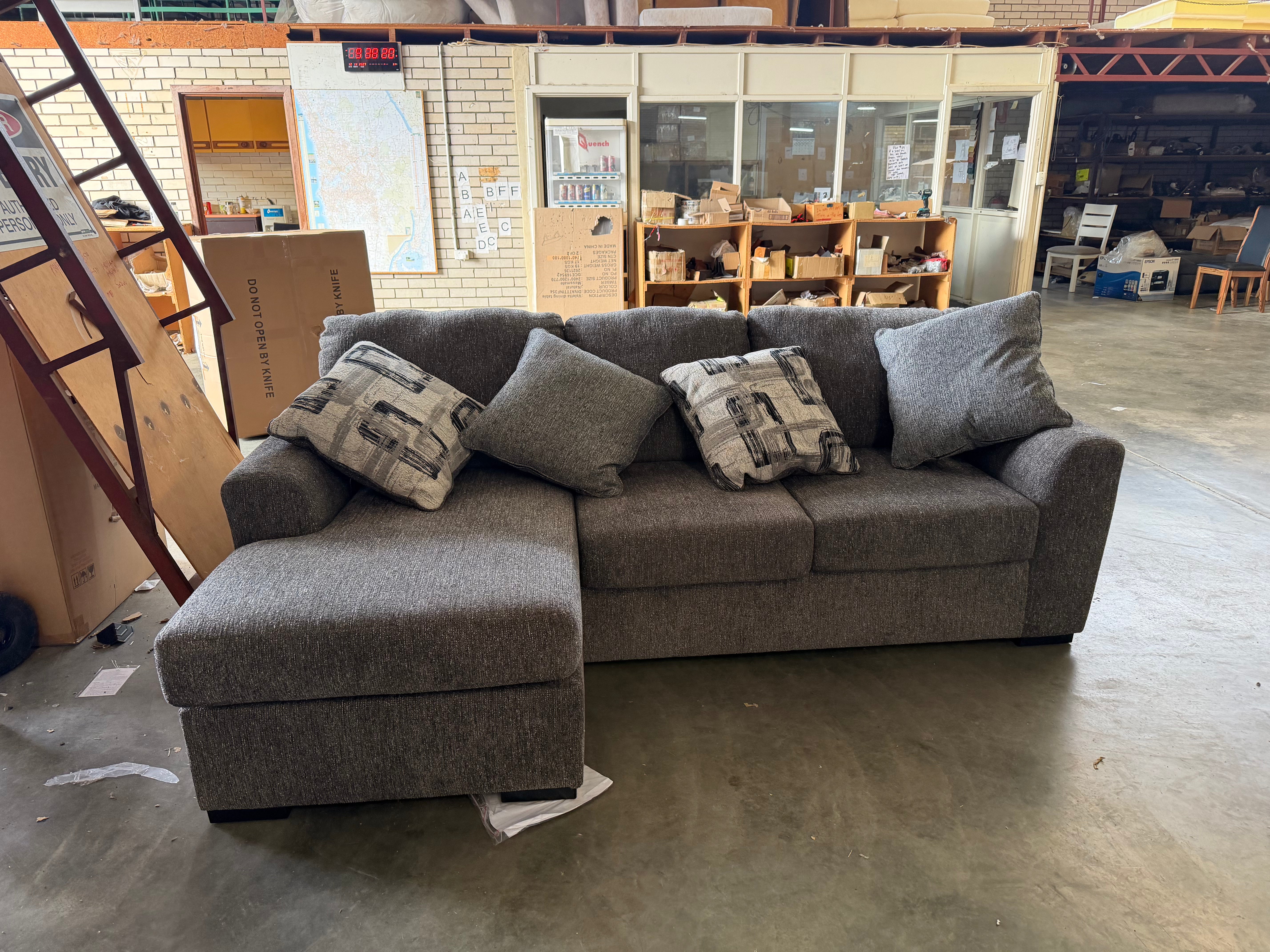 Gardiner Chaise (Warehouse)