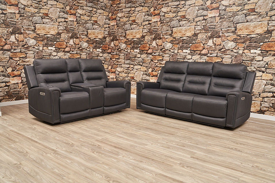 Tacoma dual deals power reclining sofa