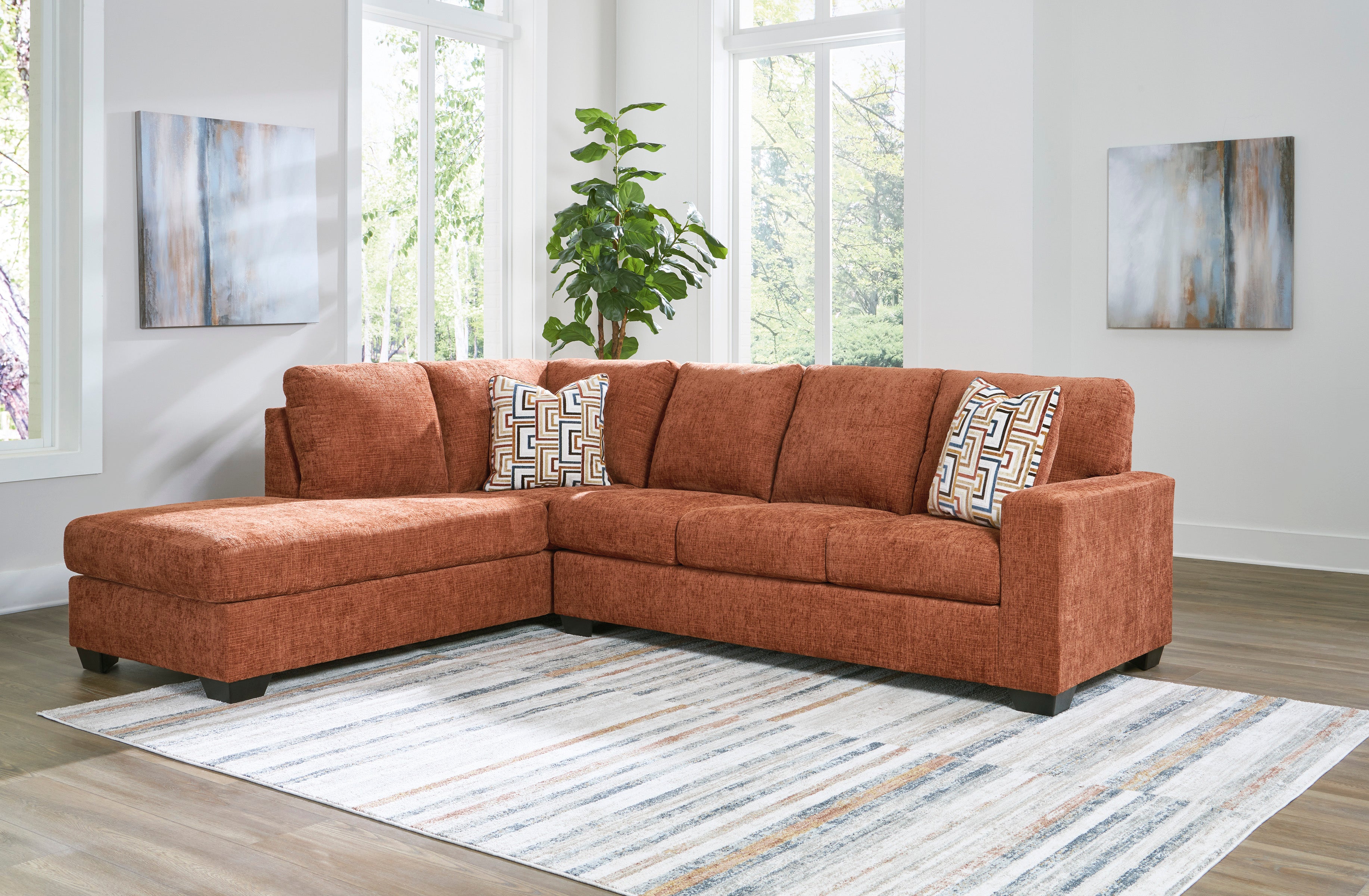 Avie Chaise / Modular