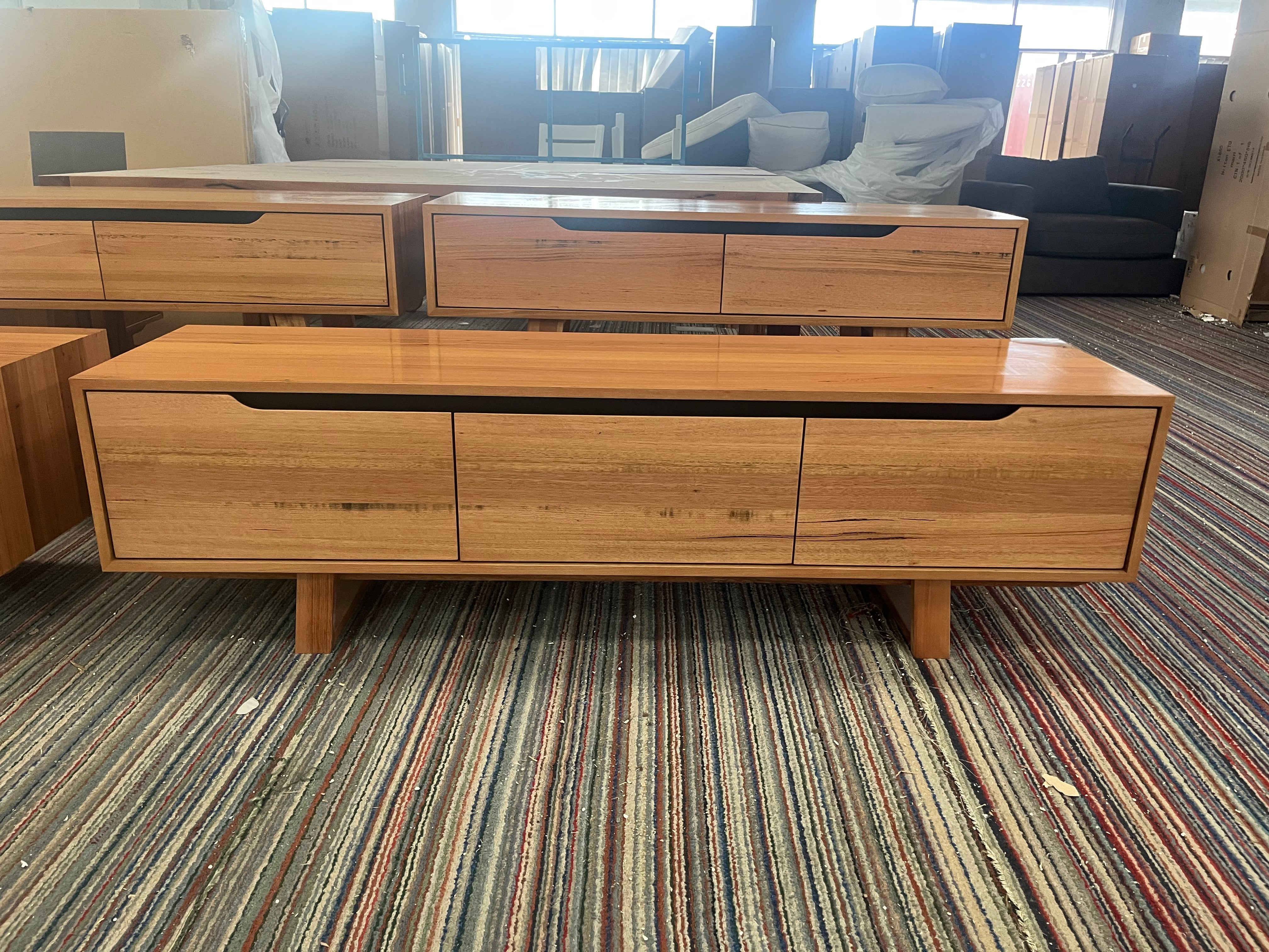 Yallingup Entertainment Unit (Warehouse)