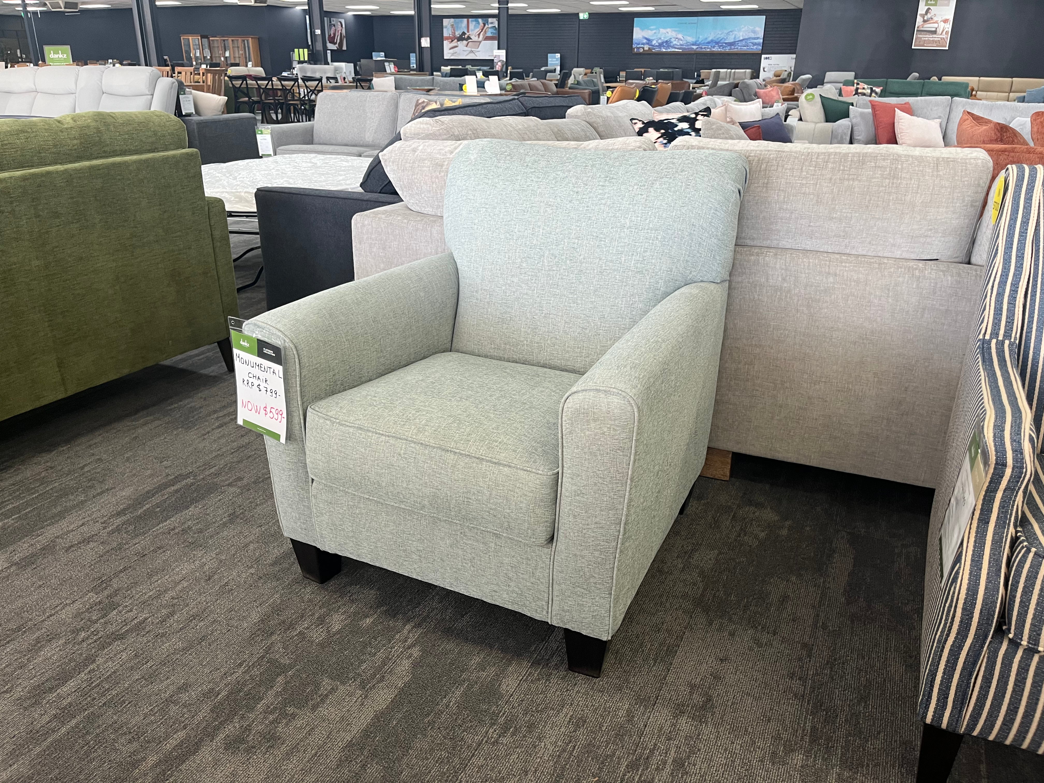 Monumental Chair (Willeton)
