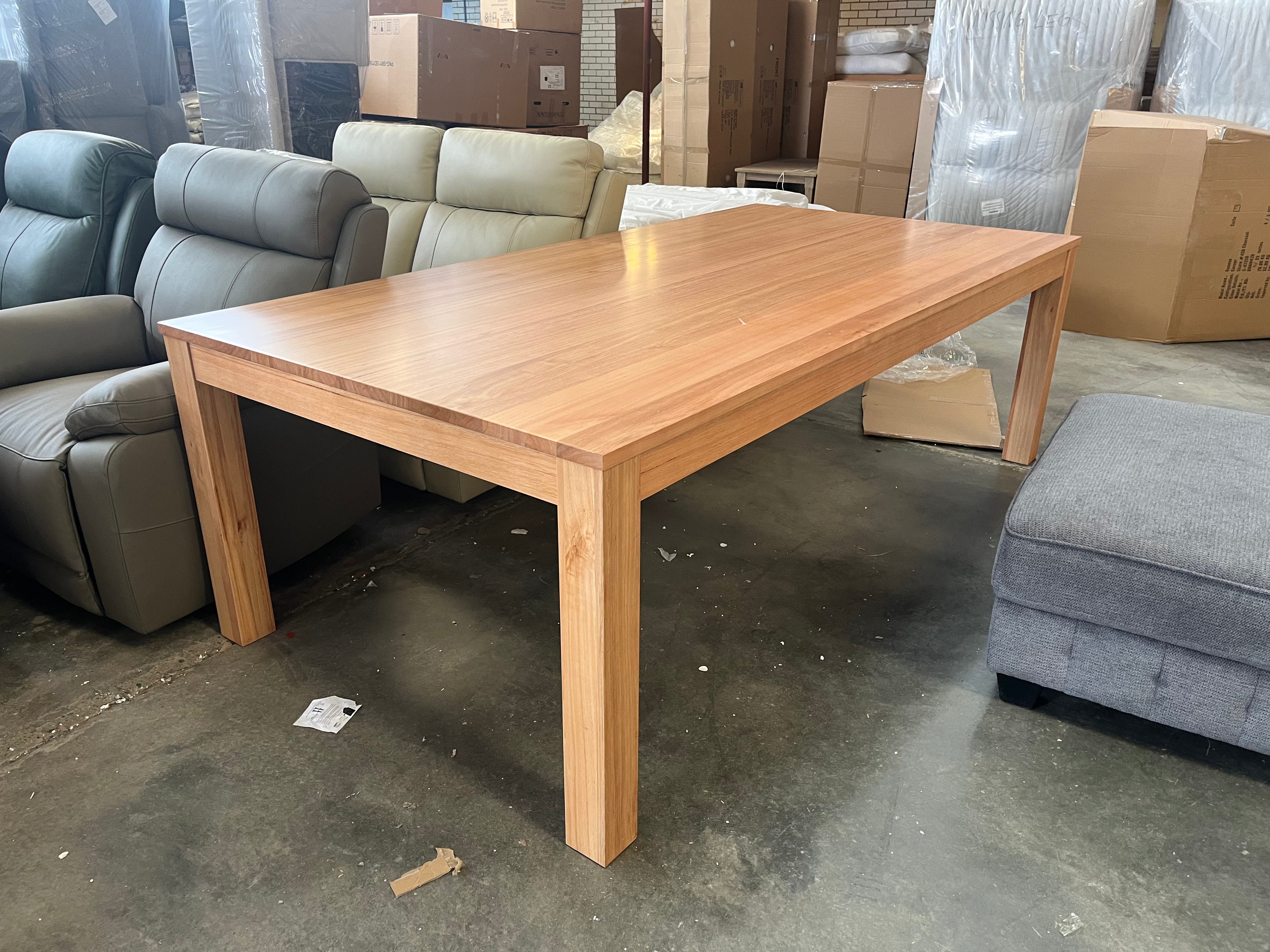 Chicago 2.4m Dining Table (Warehouse)