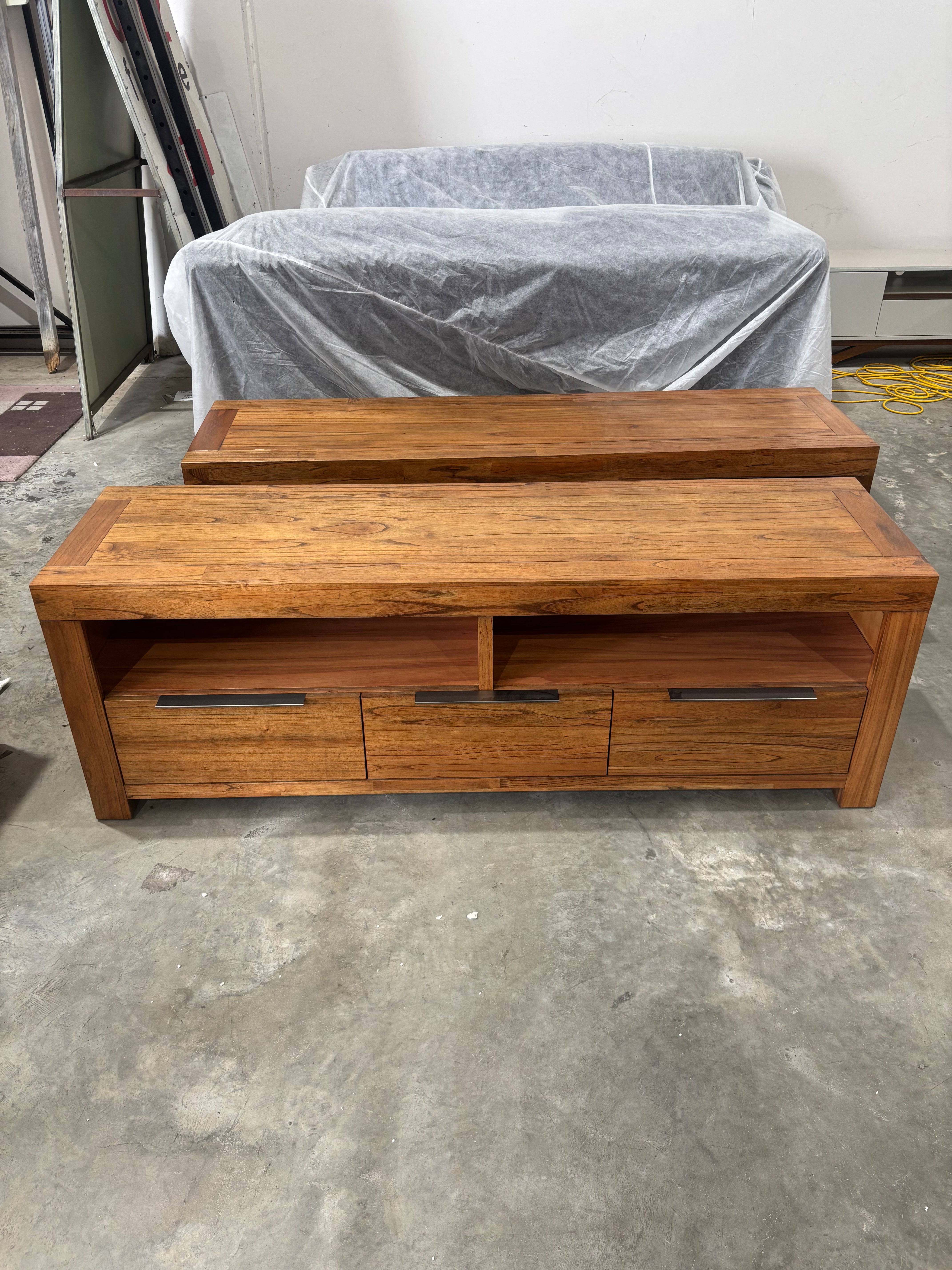 Alpine Entertainment Unit (Port Kennedy)