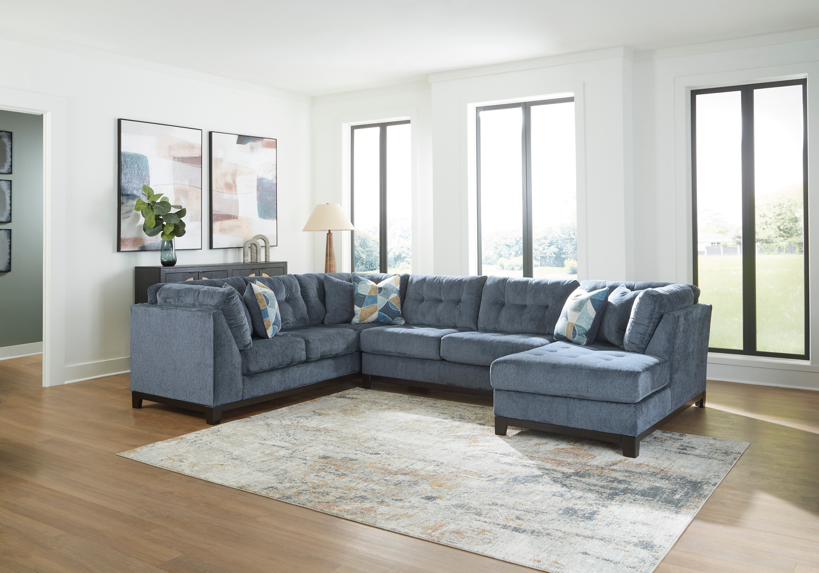 Maxon Corner Modular